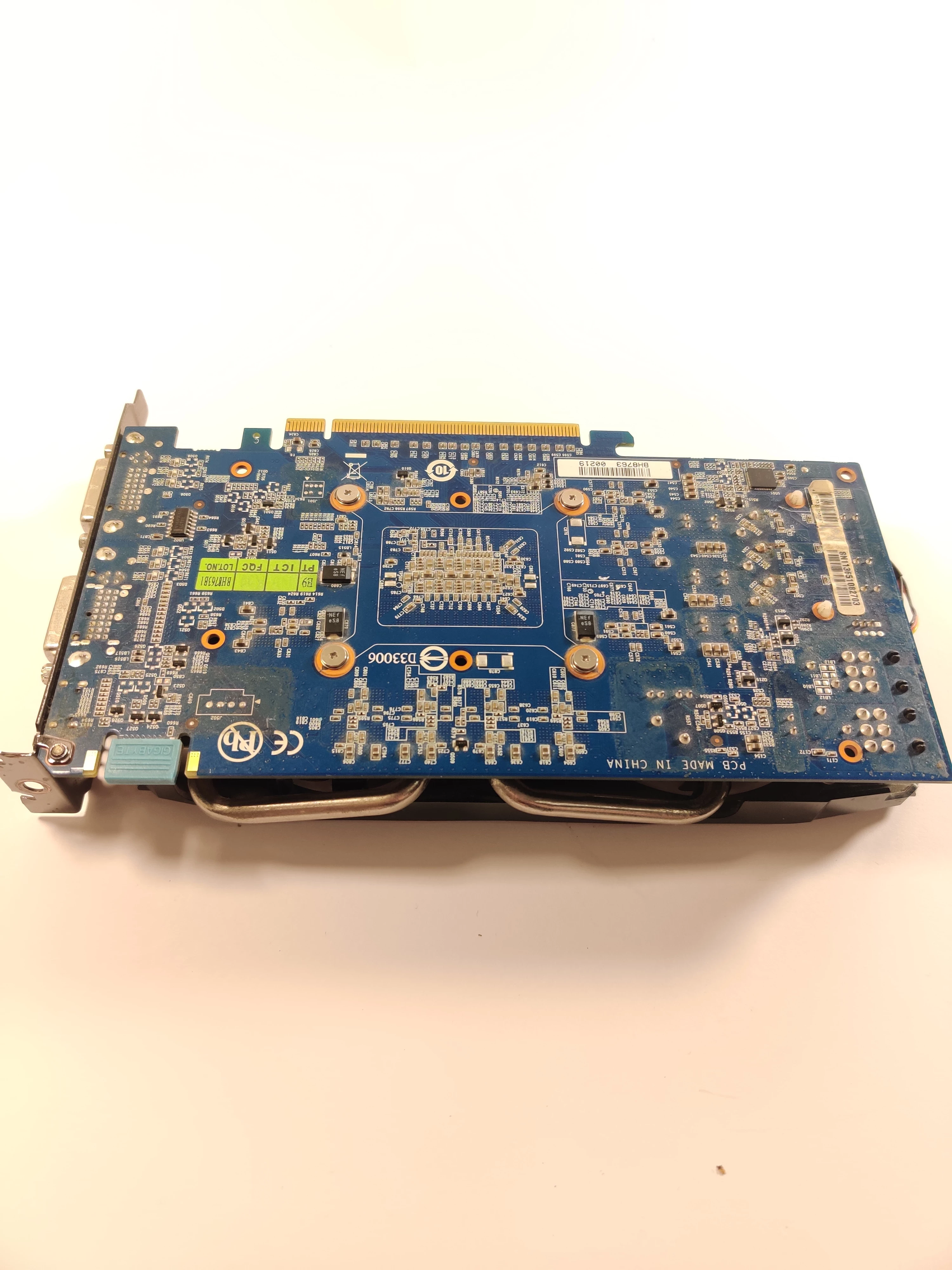 karta-graficzna-gigabyte-geforce-gtx-460-se-1-gb-producent-gigabyte