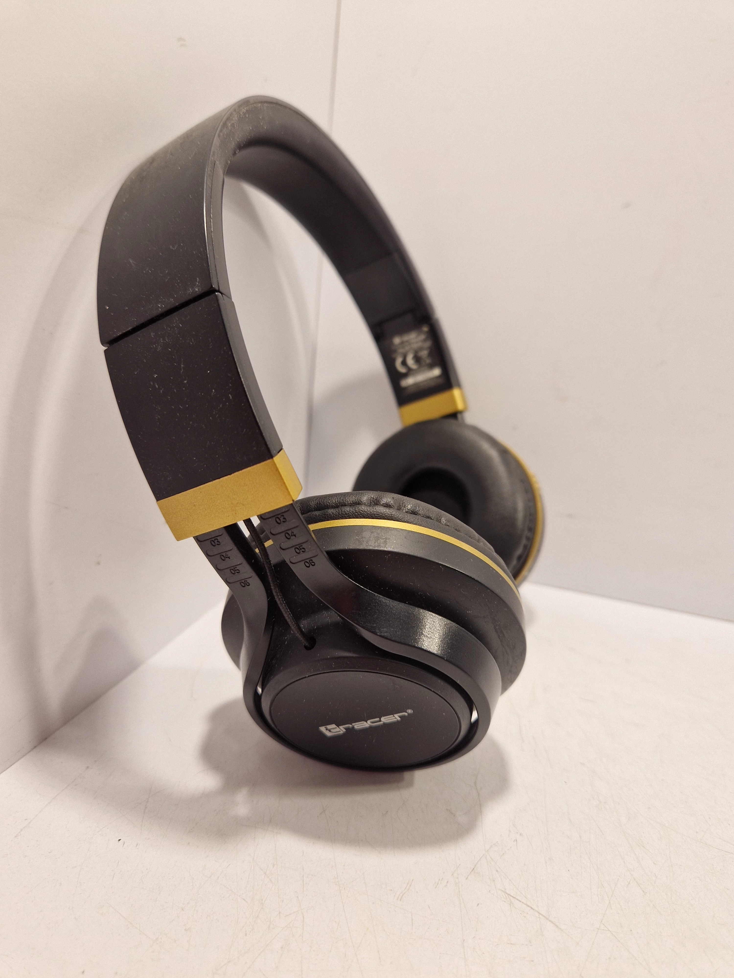 sluchawki-tracer-bezprzewodowe-ktm-45273-wojska-polskiego-112-swiecie