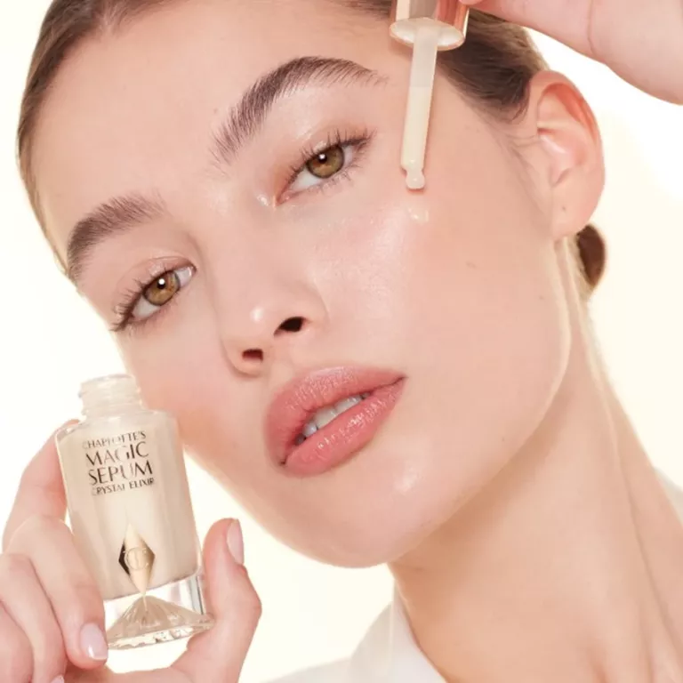 CHARLOTTE TILBURY MAGIC SERUM CRYSTAL ELIXIR - SERUM PRZECIWZMARSZCZKOWE