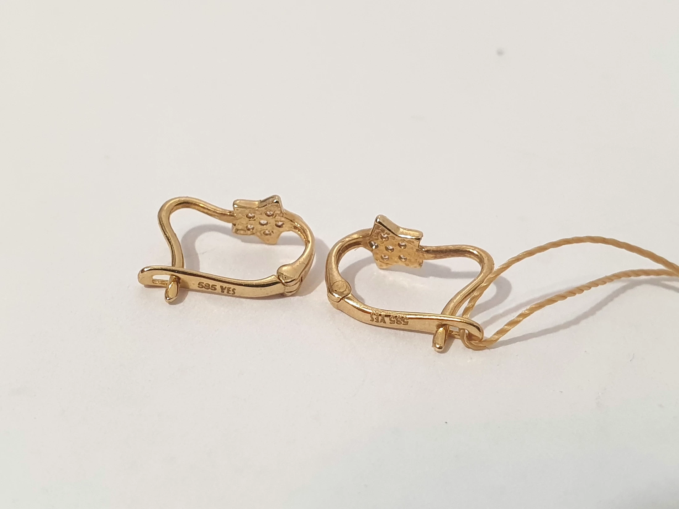 zlote-kolczyki-585-087g-yes-stan-uzywany