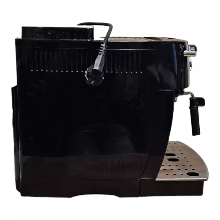EKSPRES DELONGHI MAGNIFICA S ECAM 22.110B *POLECAM*