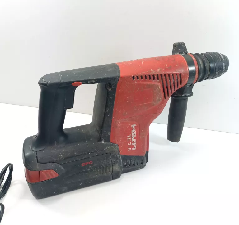 MŁOTOWIERTARKA HILTI TE 7-A + ŁAD + BAT