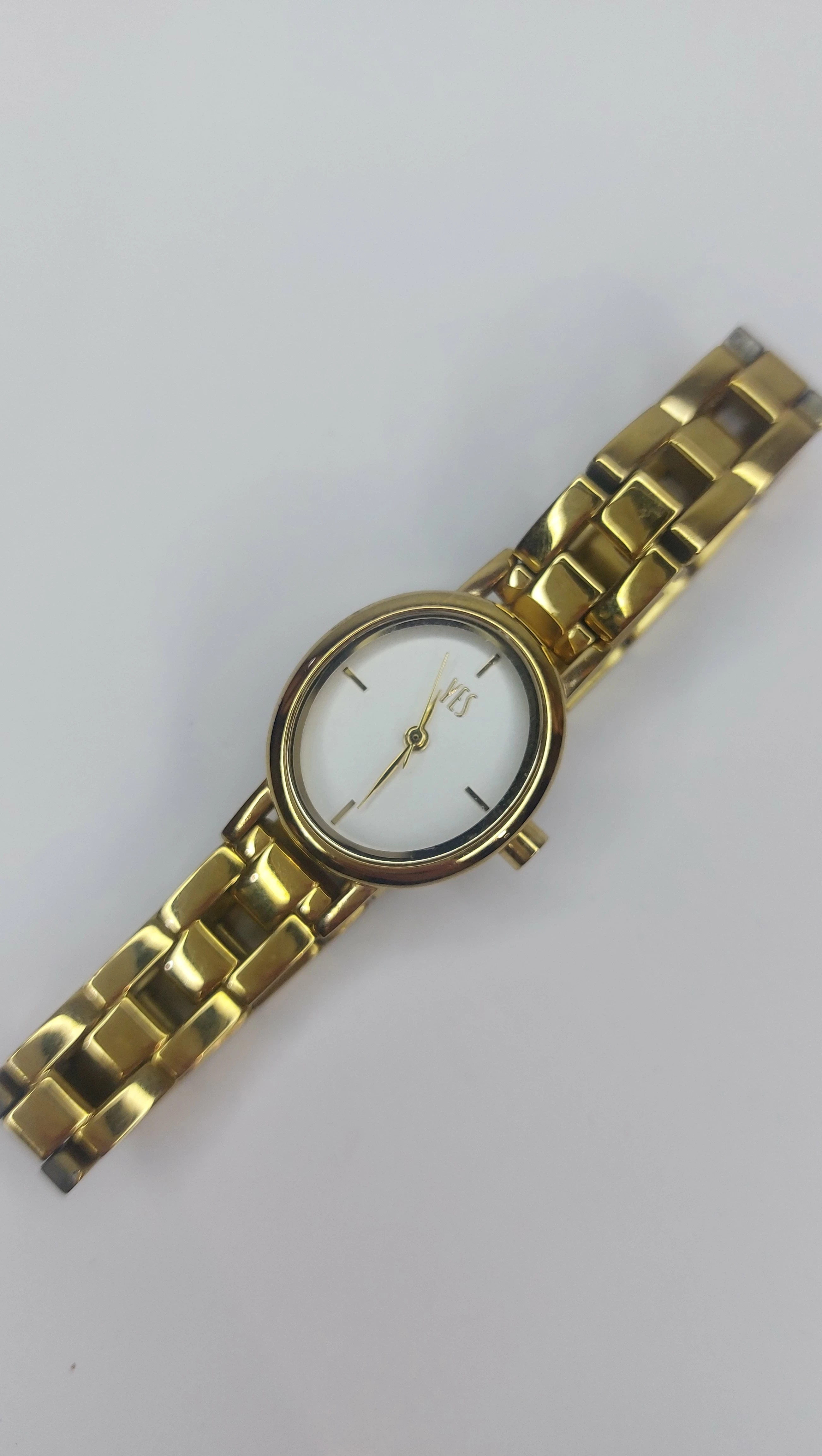 zegarek-yes-typ-nareczny