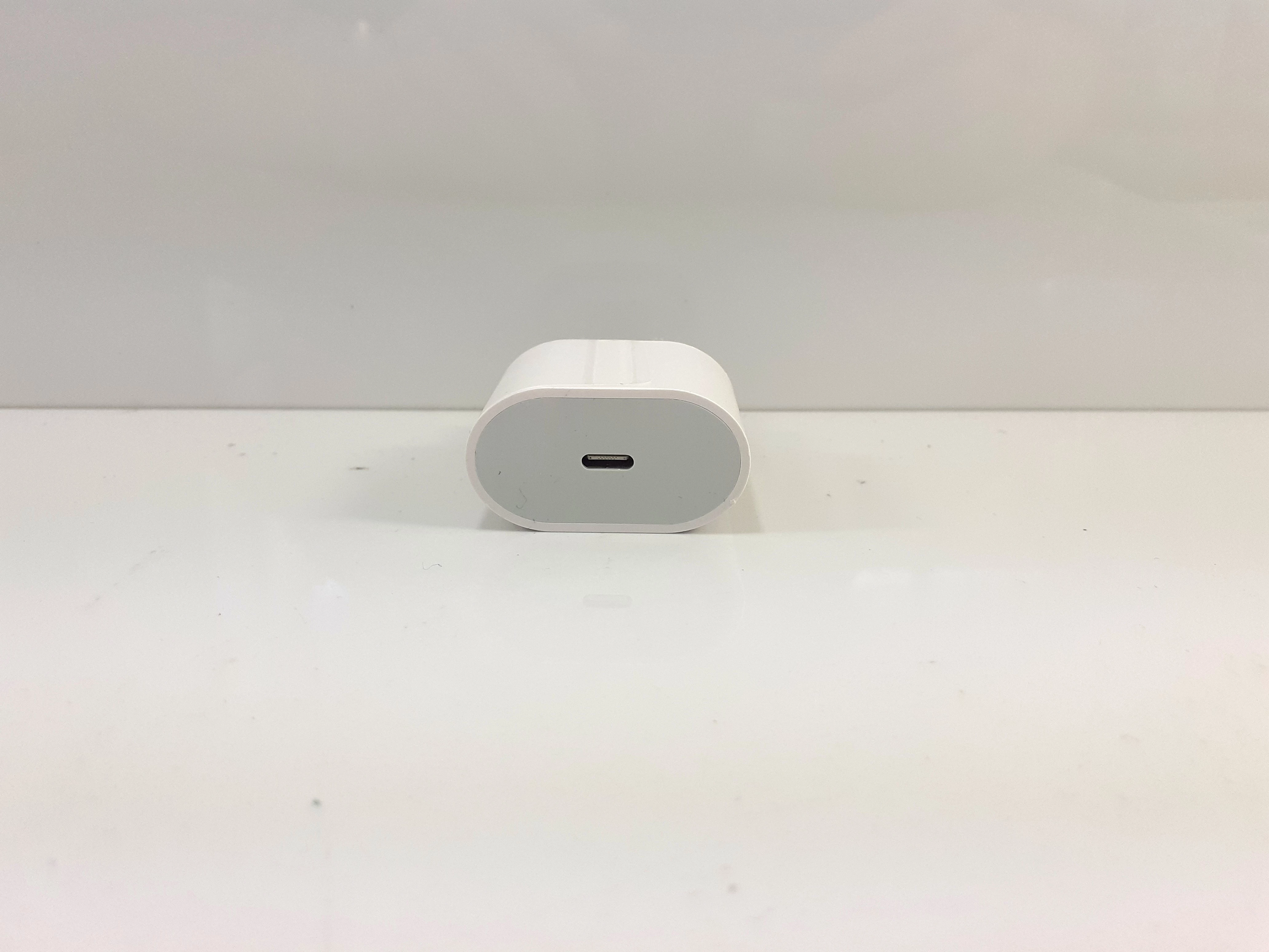 13-ladowarka-wejscie-usb-c-c-ean-gtin-4048927662549