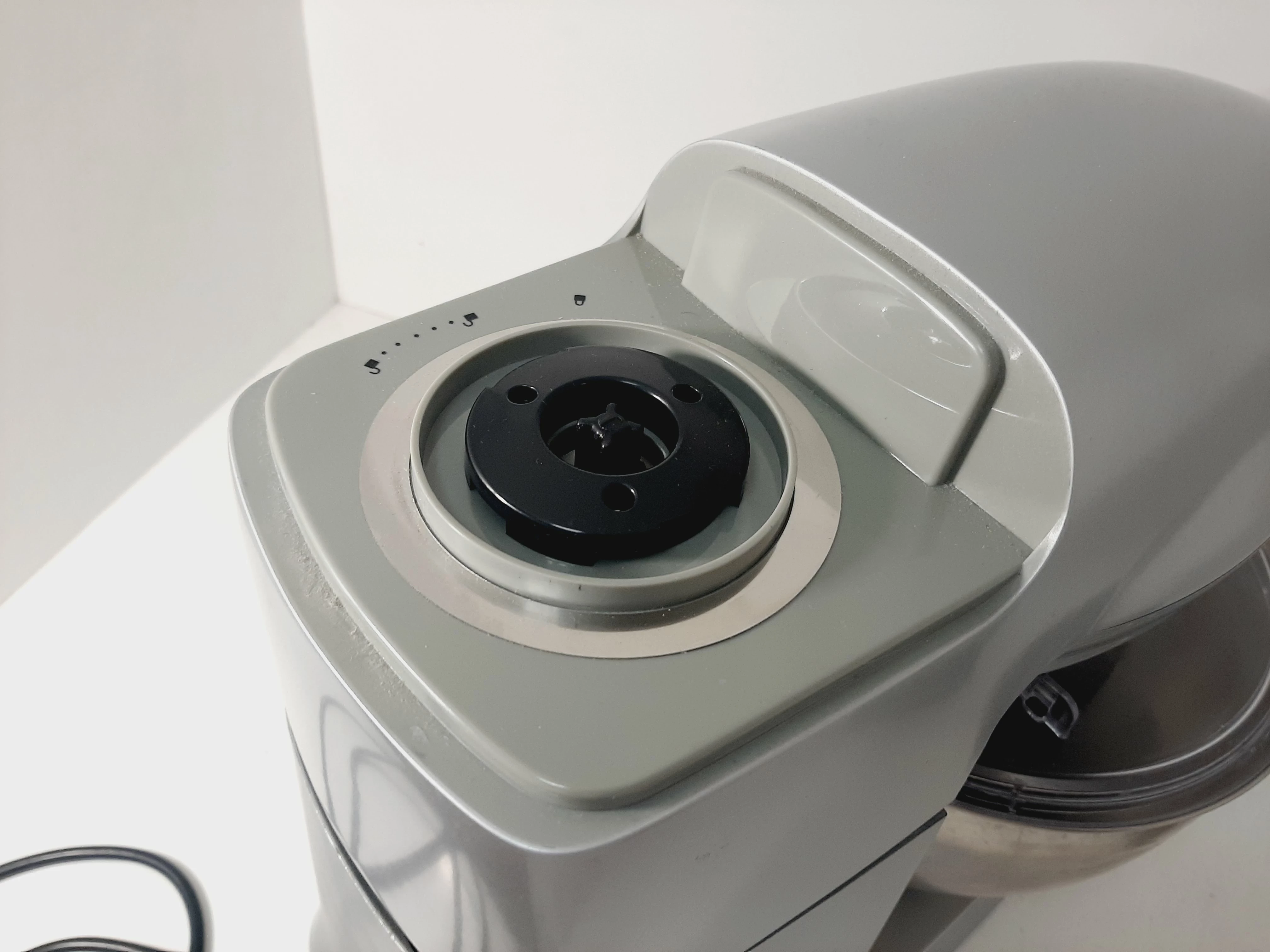 robot-kuchenny-4w1-1000w-clatronic-km-3350-kod-producenta-km3630-ean-4006160637397