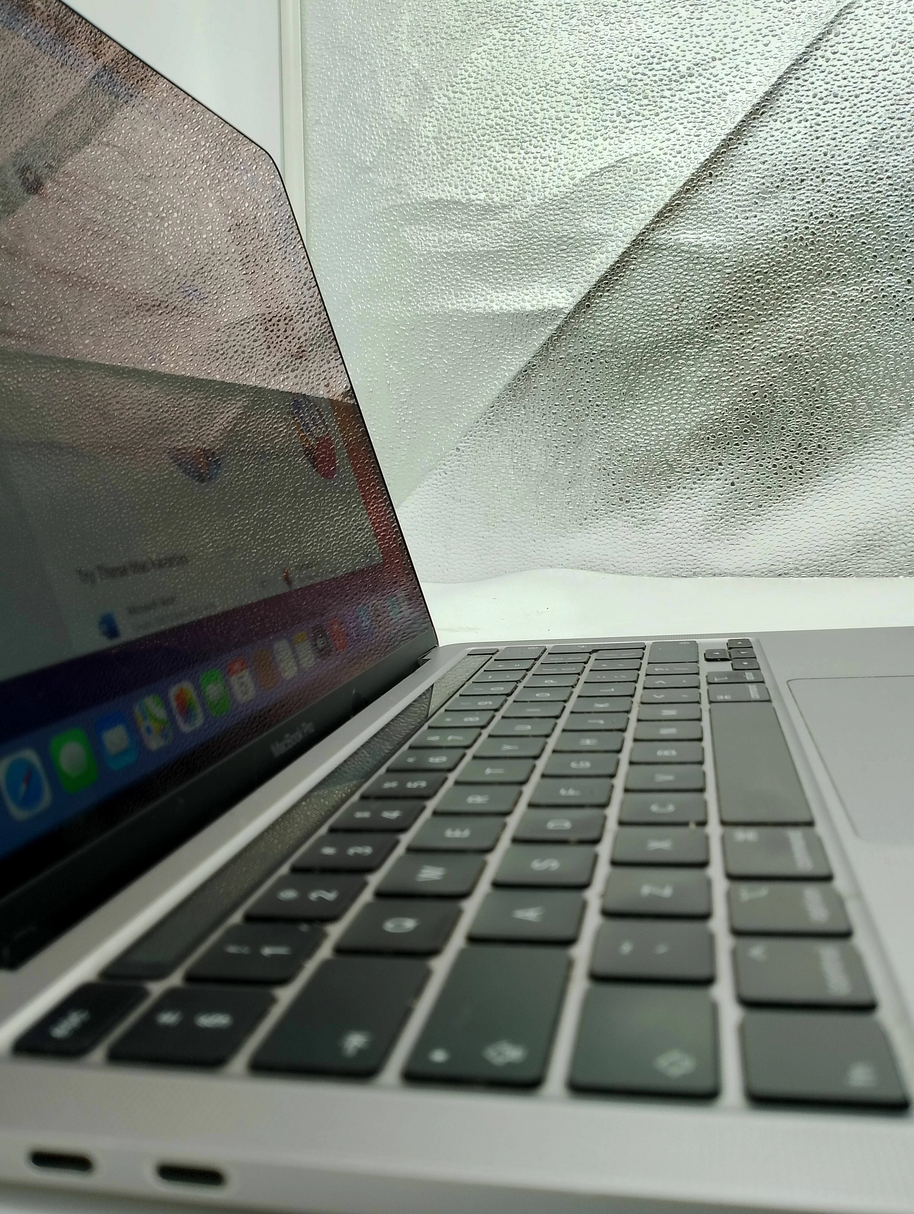 laptop-aplle-macbook-pro-13-17ghz-16512gbssdiris-plus-645-kod-producenta-mxk32zeap1r1