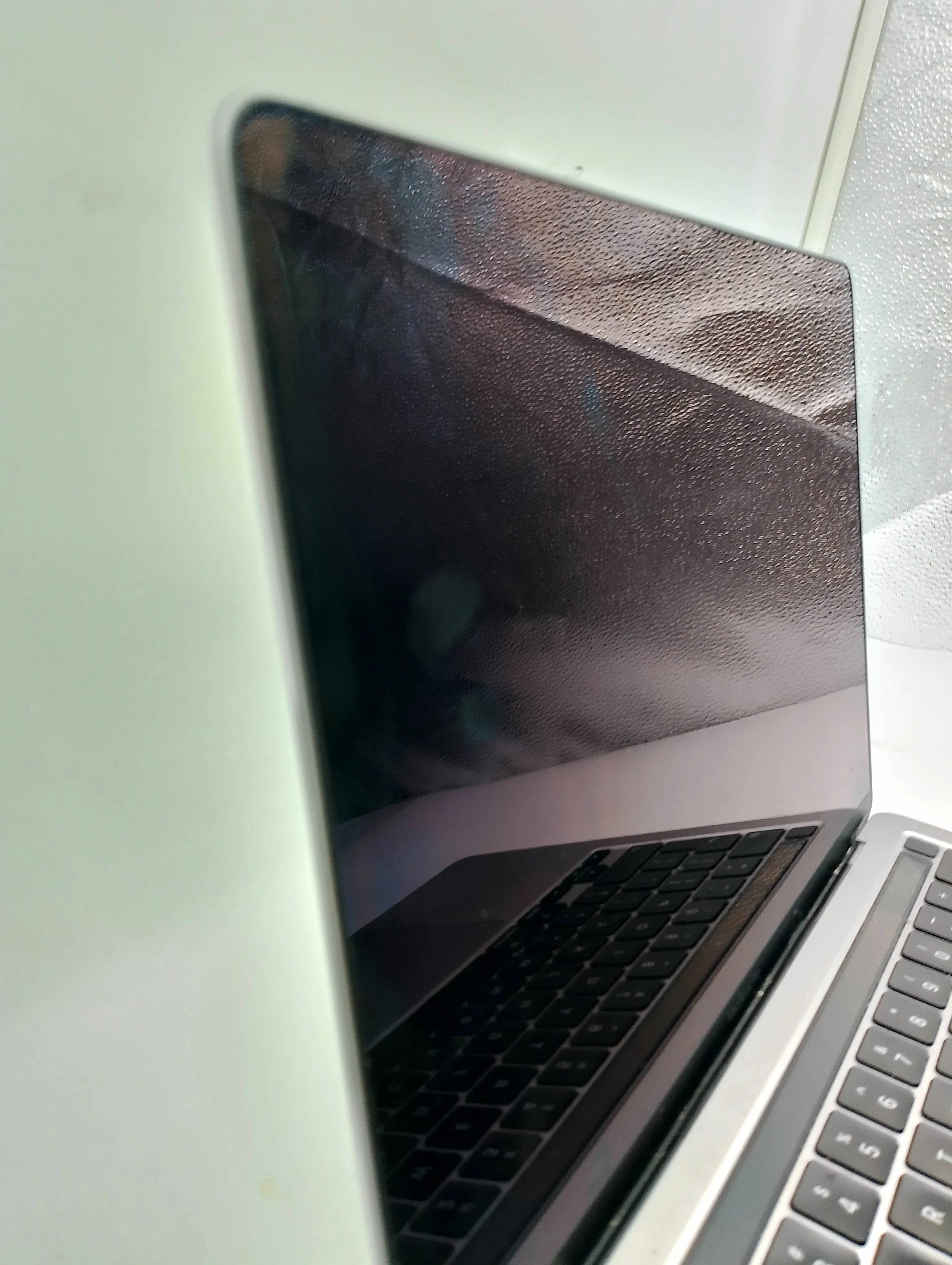 laptop-aplle-macbook-pro-13-17ghz-16512gbssdiris-plus-645-seria-procesora-intel-core-i7