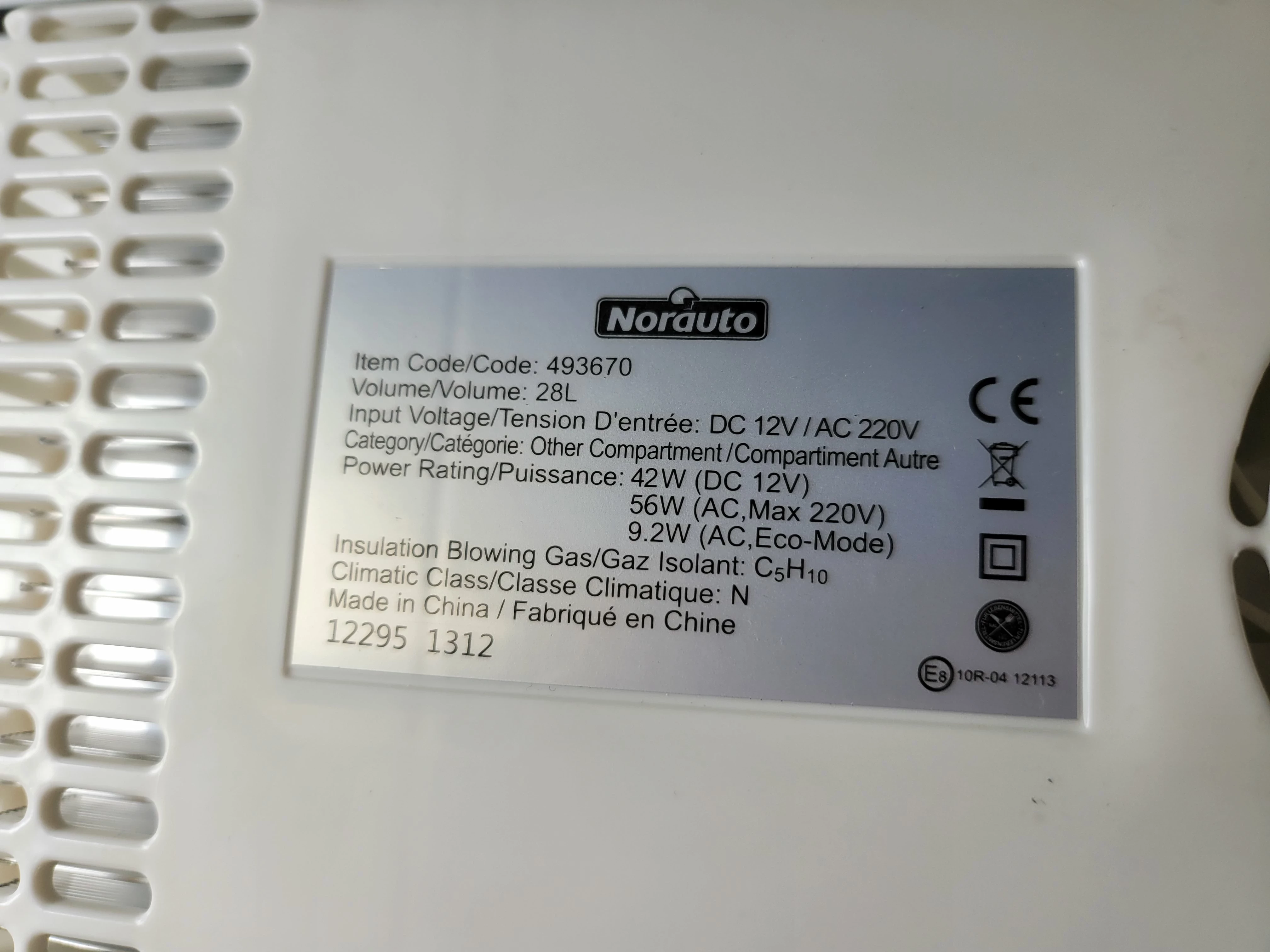 lodowka-turystyczna-norauto-28l-pojemnosc-20-30-l