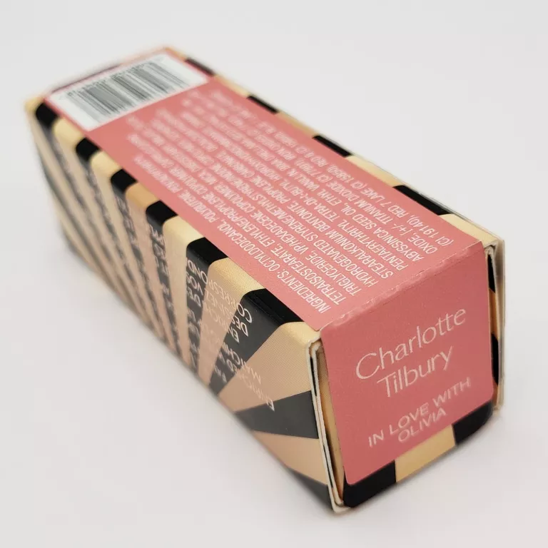 charlotte-tilbury-hot-lips-2-in-in-love-with-olivia-pomadka-35g-product-id-91c16f71-1e22-47f6-a307-b27e1d98f0f5