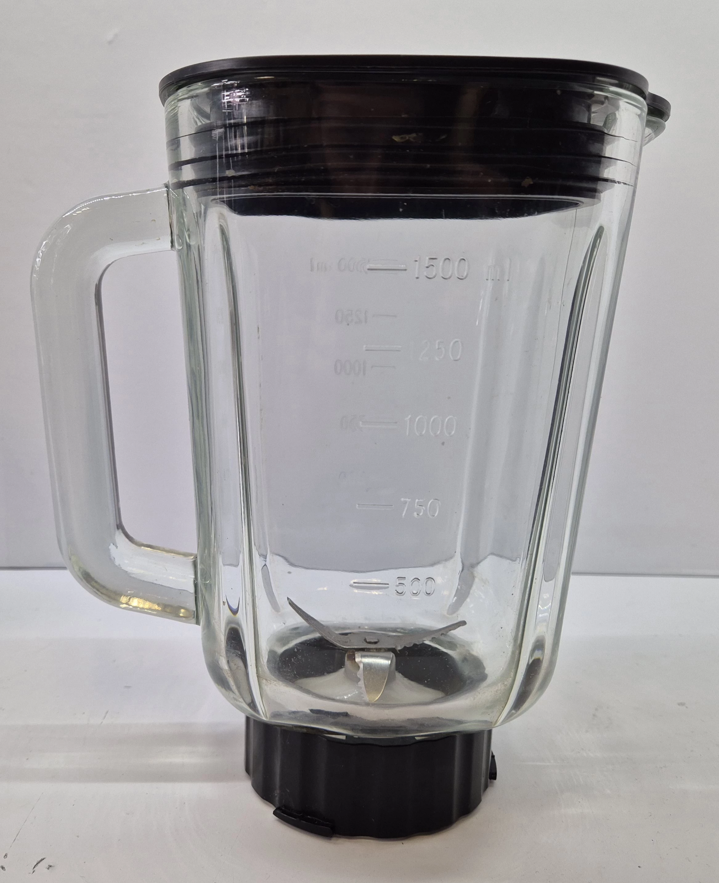 blender-zelmer-zsb1400b-kolor-dominujacy-129357-8