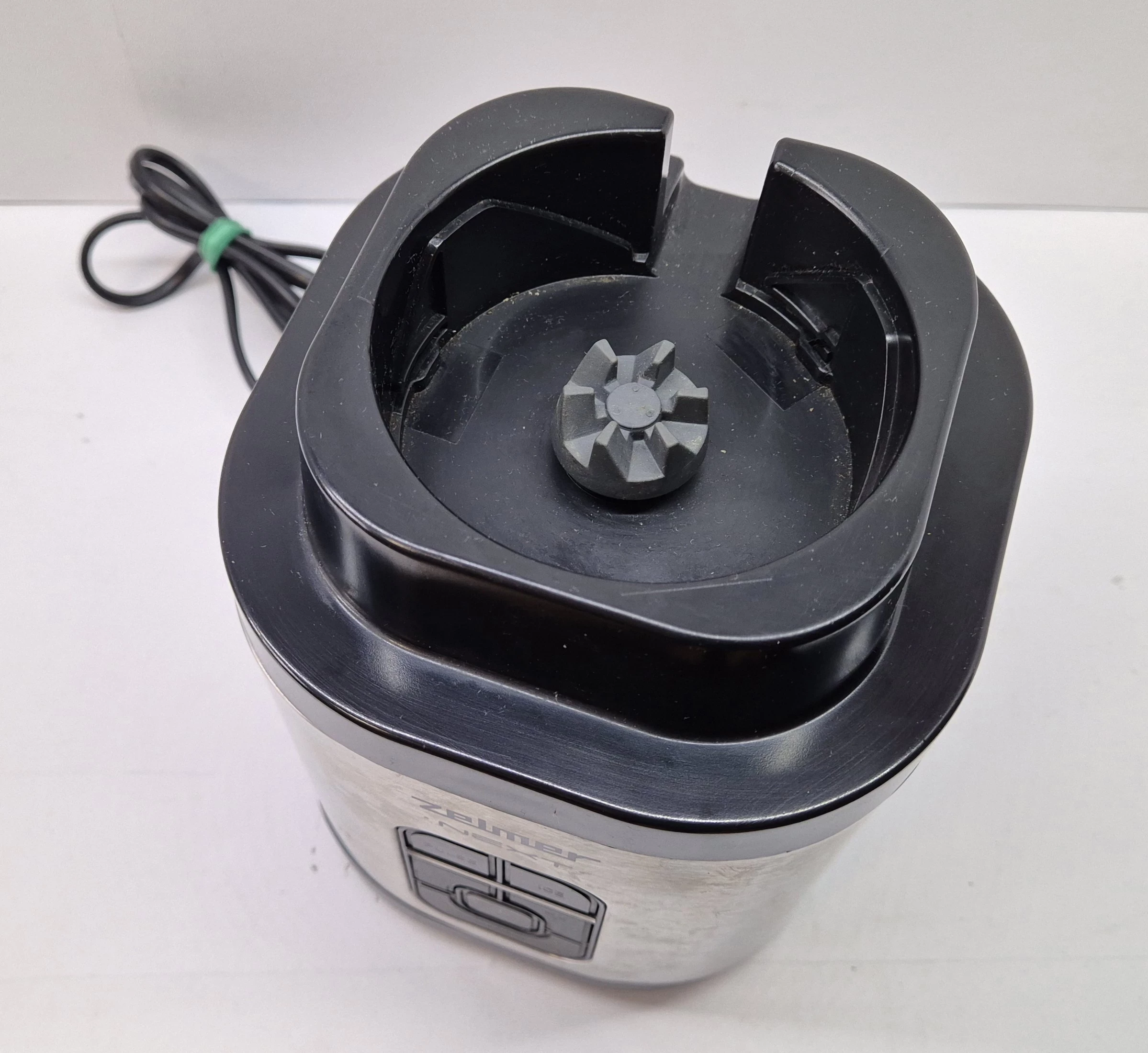 blender-zelmer-zsb1400b-stan-11323-2