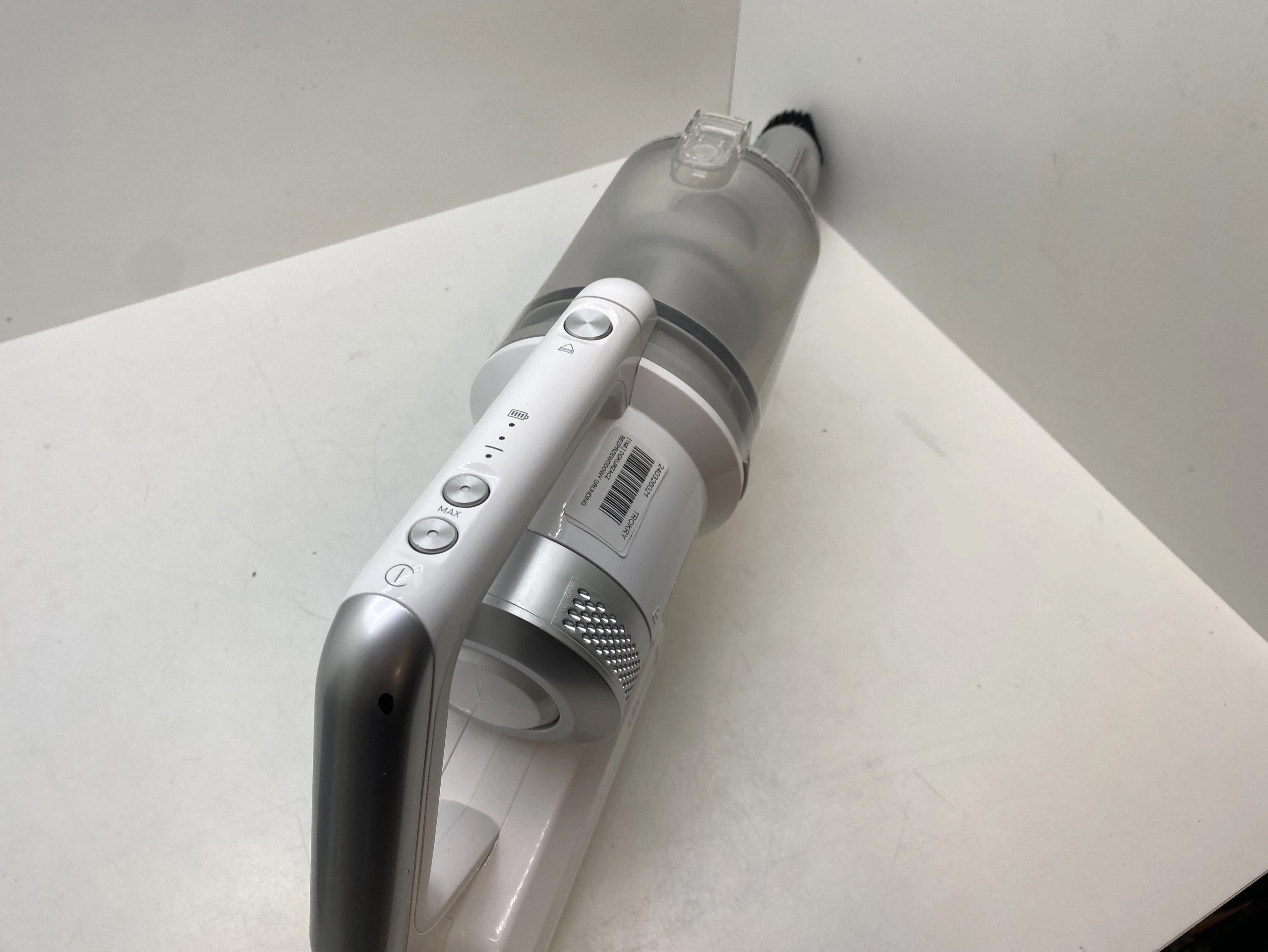 odkurzacz-bezprzewodowy-grundig-vcp-3929l-stan-uzywany