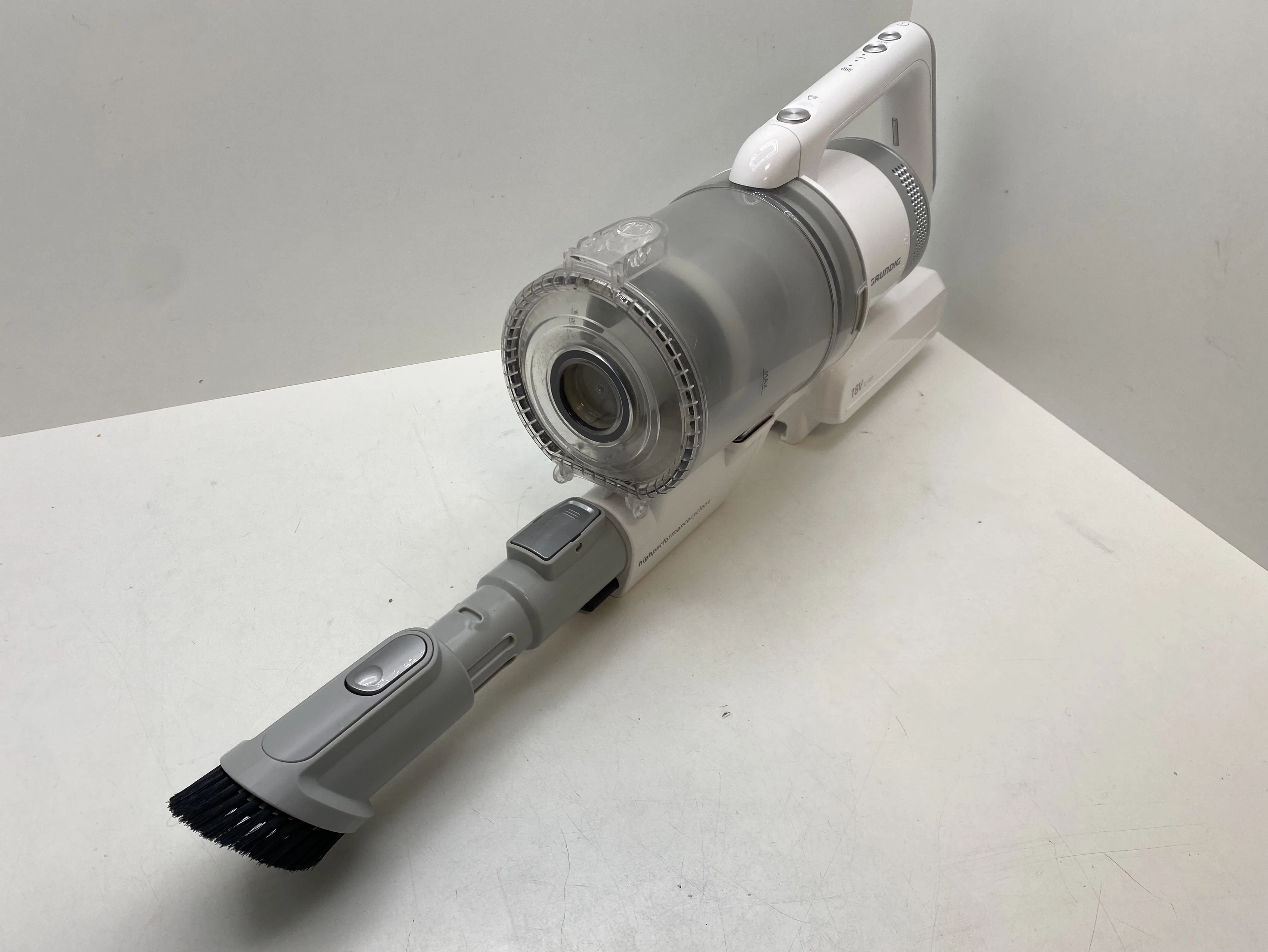 odkurzacz-bezprzewodowy-grundig-vcp-3929l-kod-producenta-vcp-3929l