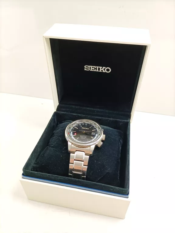 ZEGAREK AUTOMATYCZNY SEIKO KINETIC WORLD TIME SUN069P1