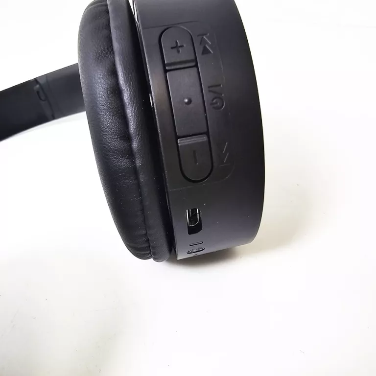 SŁUCHAWKI BEZPRZEWODOWE NAUSZNE PANASONIC RB-HF420B