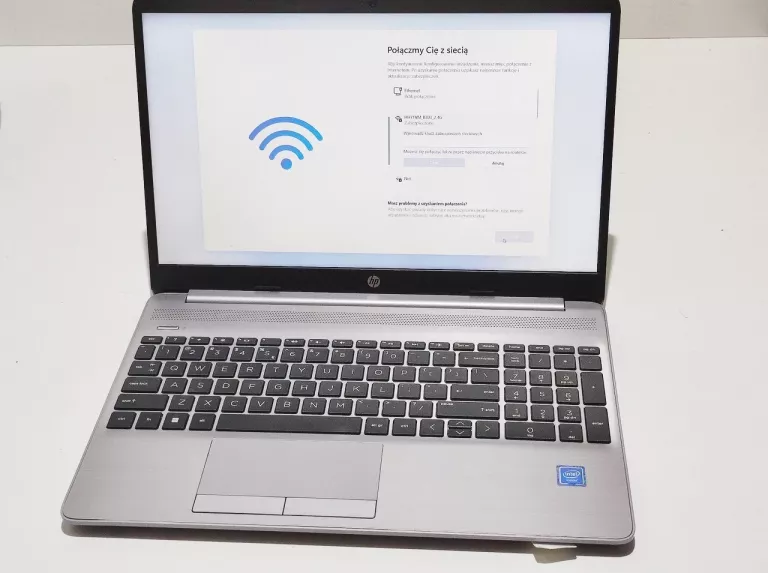 LAPTOP HP 250 G8