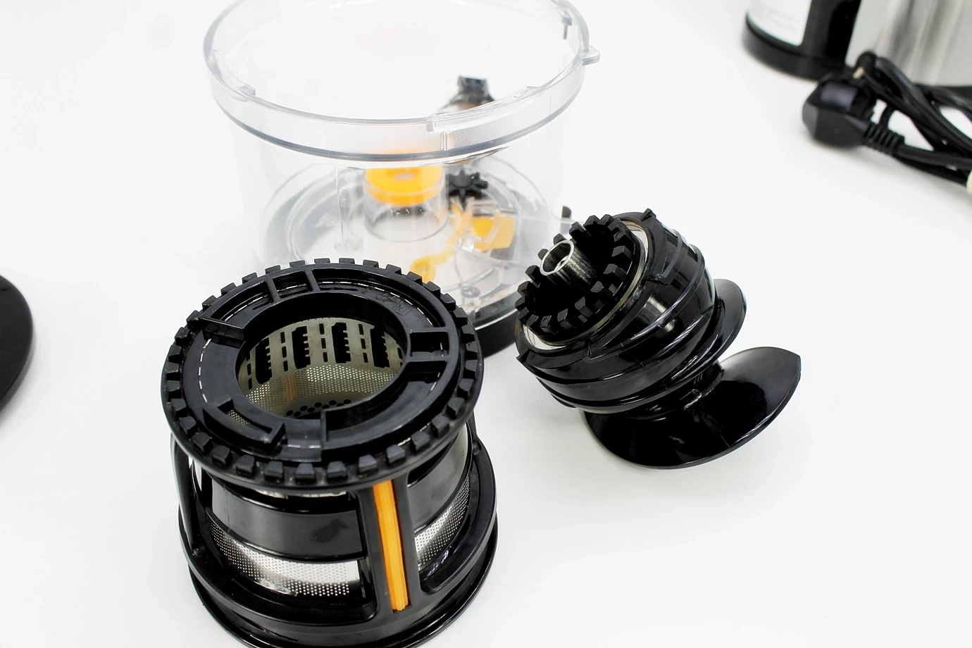 wyciskarka-wolnoobrotowa-do-sokow-gorenje-c4800vwy-stan-bdb-kod-producenta-jc4800vwy