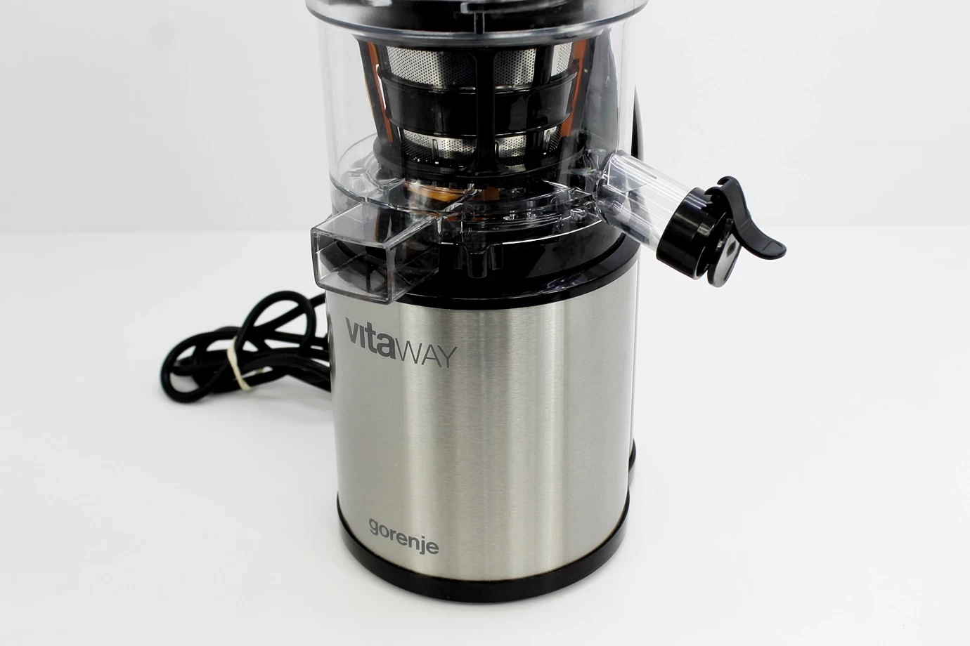 wyciskarka-wolnoobrotowa-do-sokow-gorenje-c4800vwy-stan-bdb-marka-gorenje