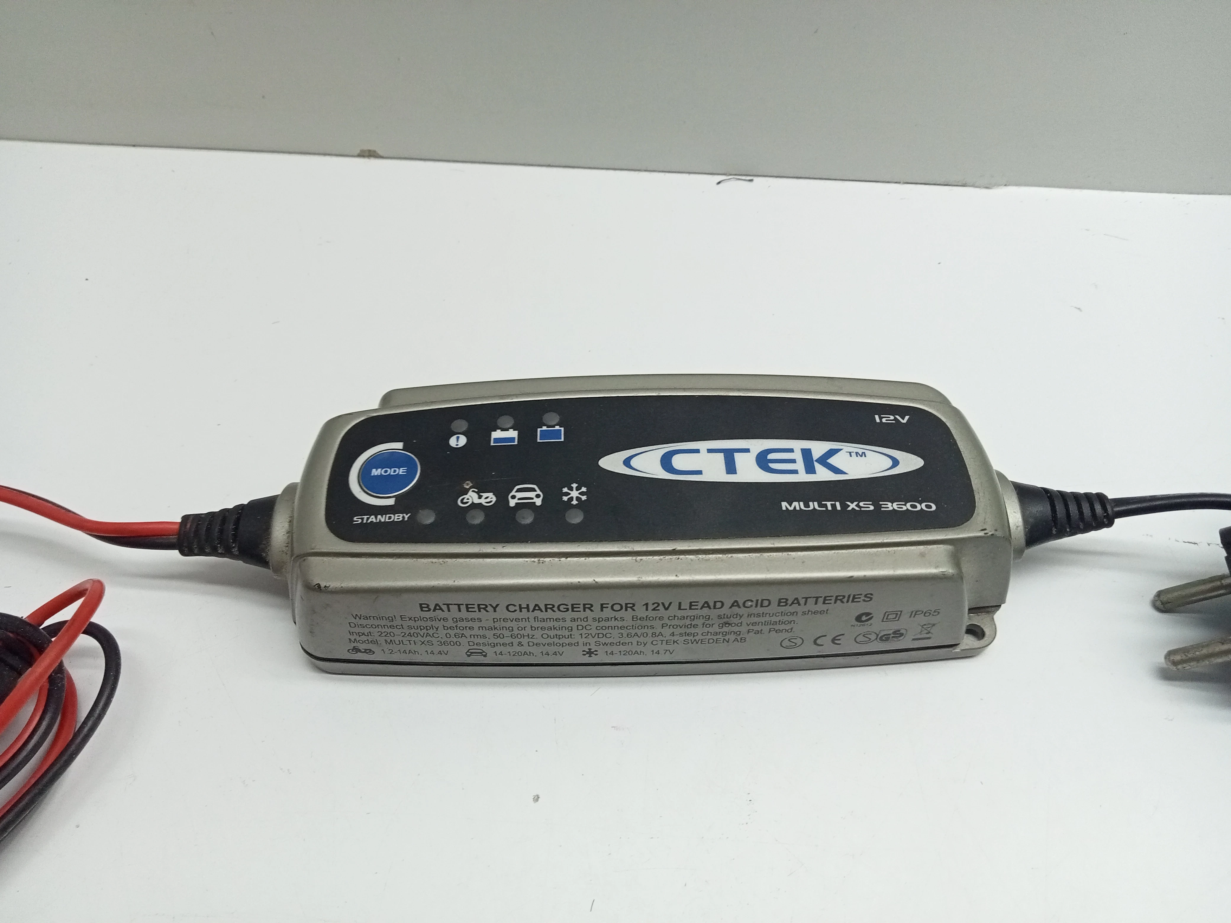 prostownik-ctek-multi-xs-3600-natezenie-maksymalne-4