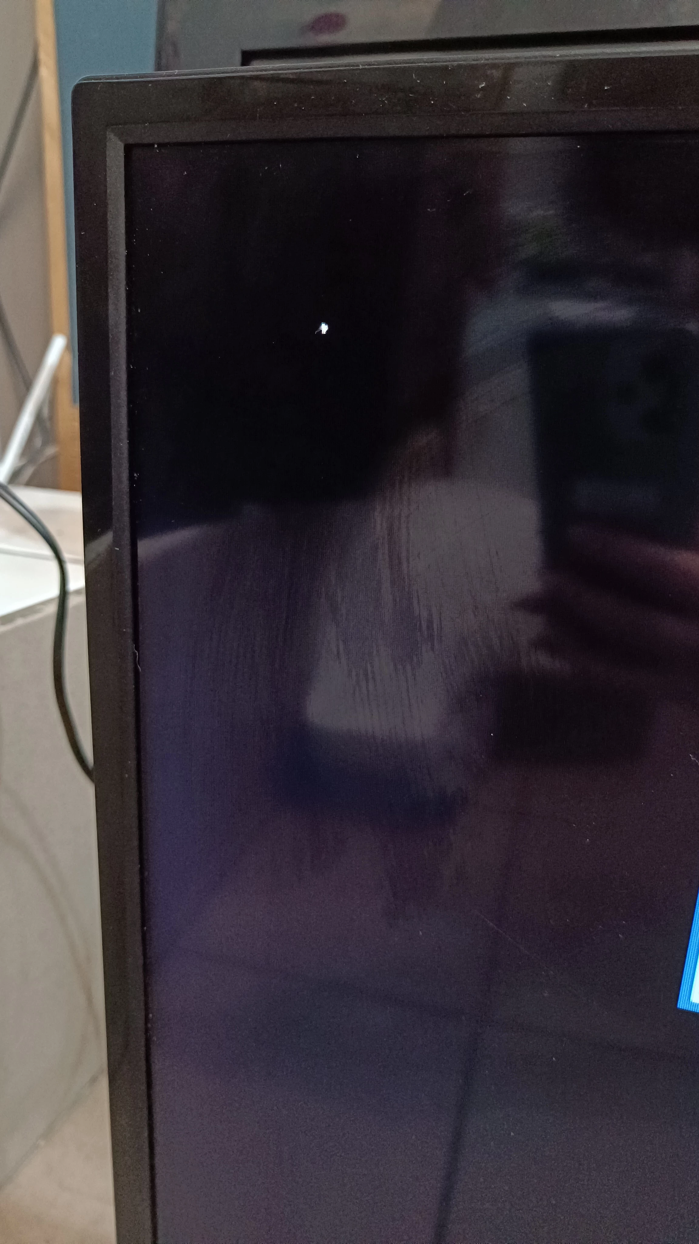 telewizor-tv-manta-32-led3204-pilot-typ-telewizora-211486-250142