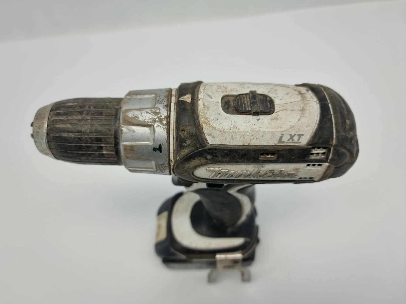 wkretarka-makita-bdf-18v-aku-5ah-rodzaj-silnika-silnik-szczotkowy