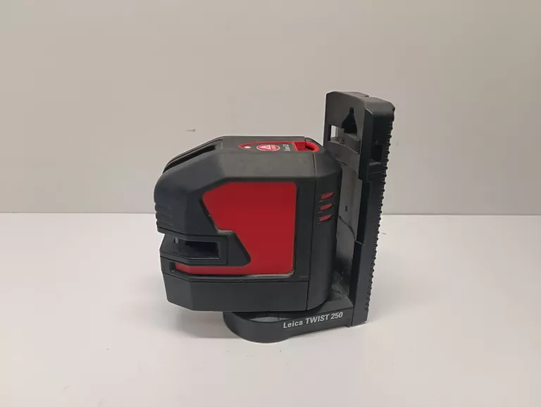 LASER KRZYŻOWY LEICA LINO L2-1