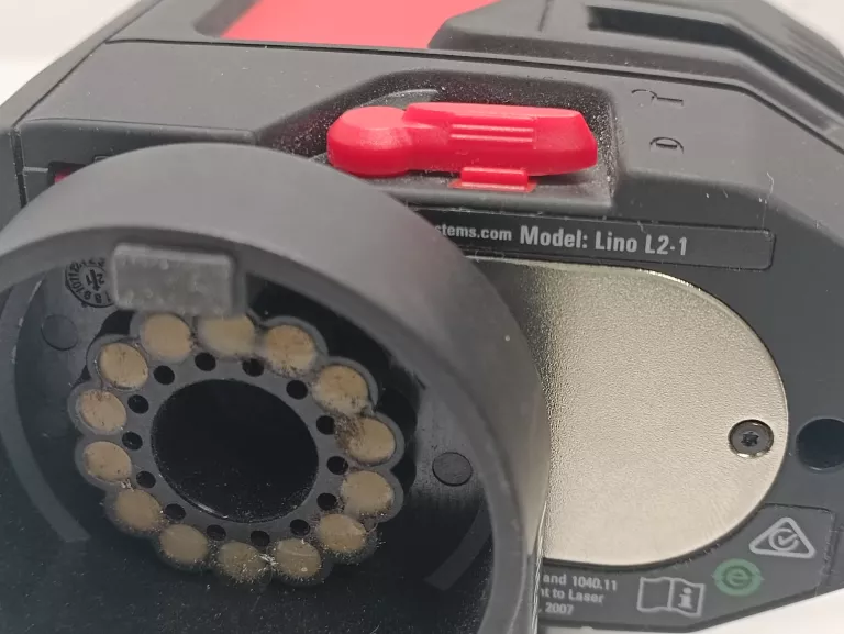 LASER KRZYŻOWY LEICA LINO L2-1