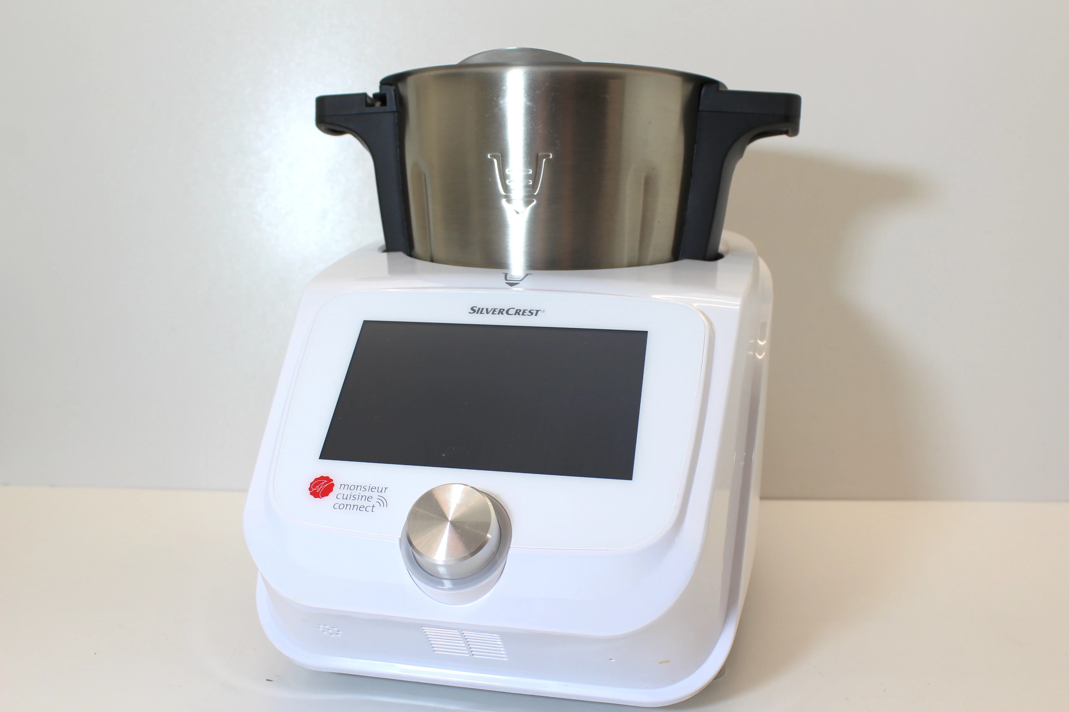 robot-kuchenny-silvercrest-pudelko-monsieur-cuisine-connect-1000-w-kolor-dominujacy-bialy