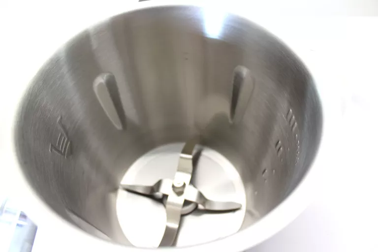 robot-kuchenny-silvercrest-pudelko-monsieur-cuisine-connect-1000-w-ean-gtin-3614912218063