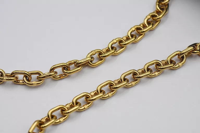 TOREBKA LOUIS VUITTON TWIST MM