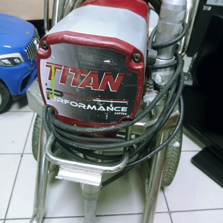 AGREGAT MALARSKI TITAN 1150