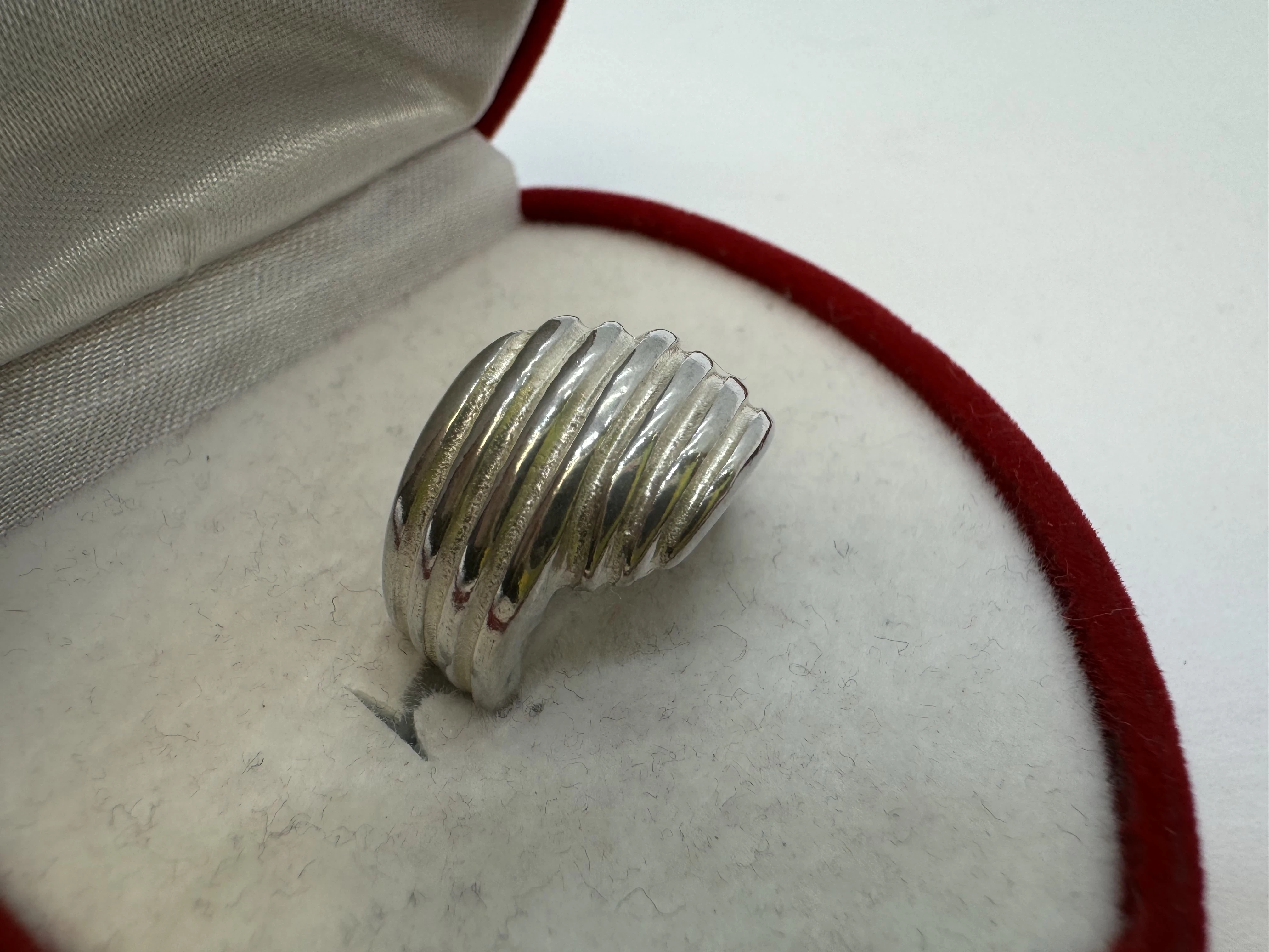 srebrny-pierscionek-925-r16-28g-stan-uzywany