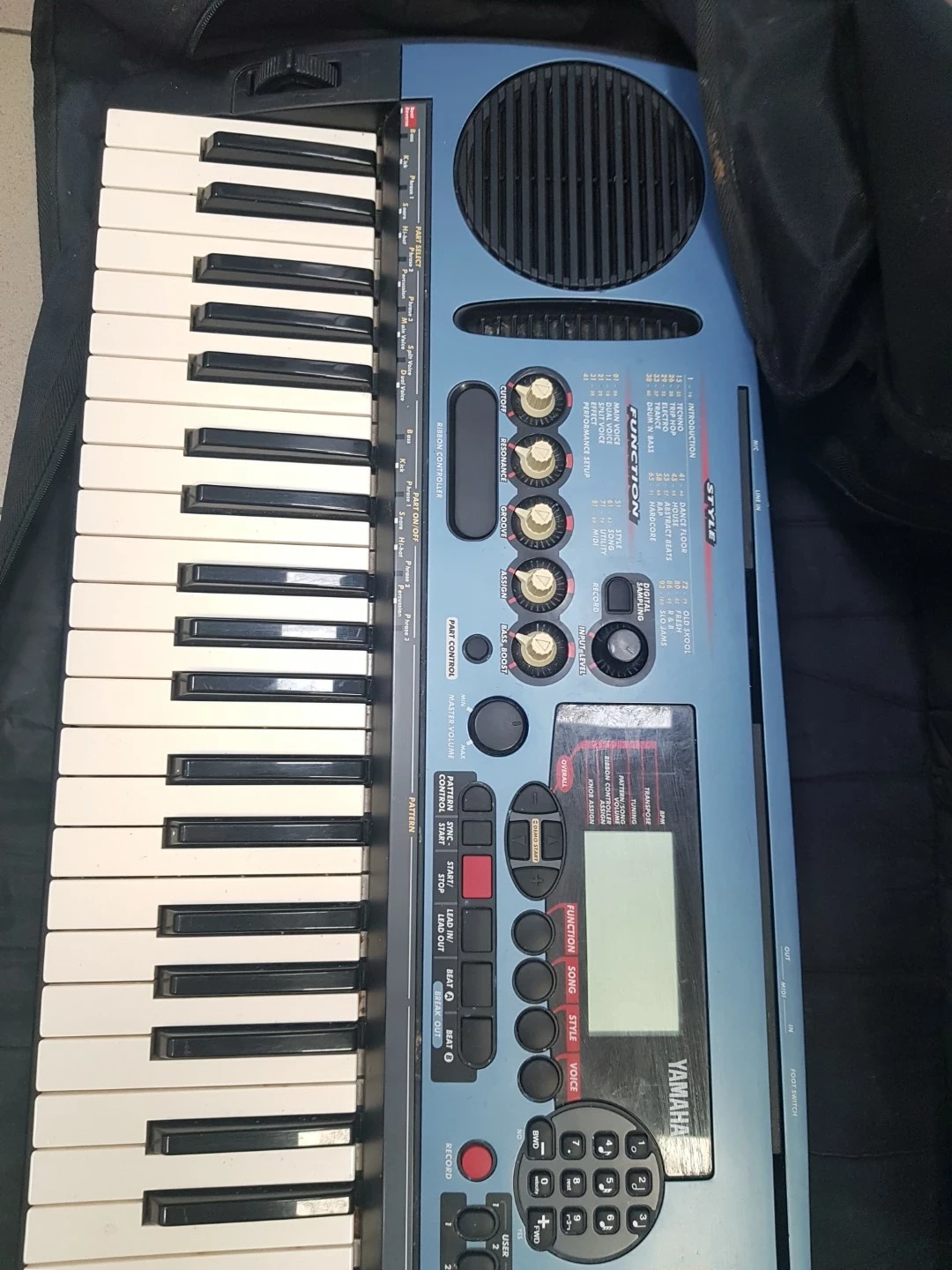 keyboard-yamaha-djx-psr-d1-futeral-stan-uzywany