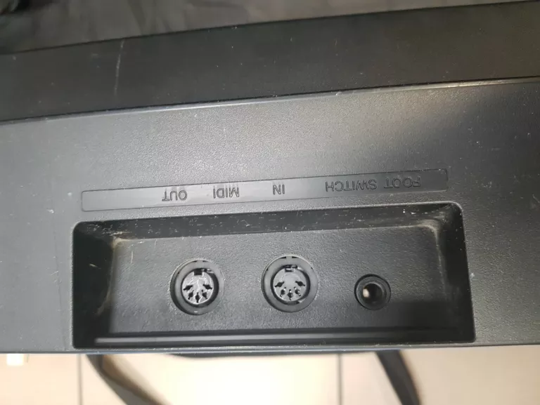 keyboard-yamaha-djx-psr-d1-futeral-kod-producenta-psr-f52