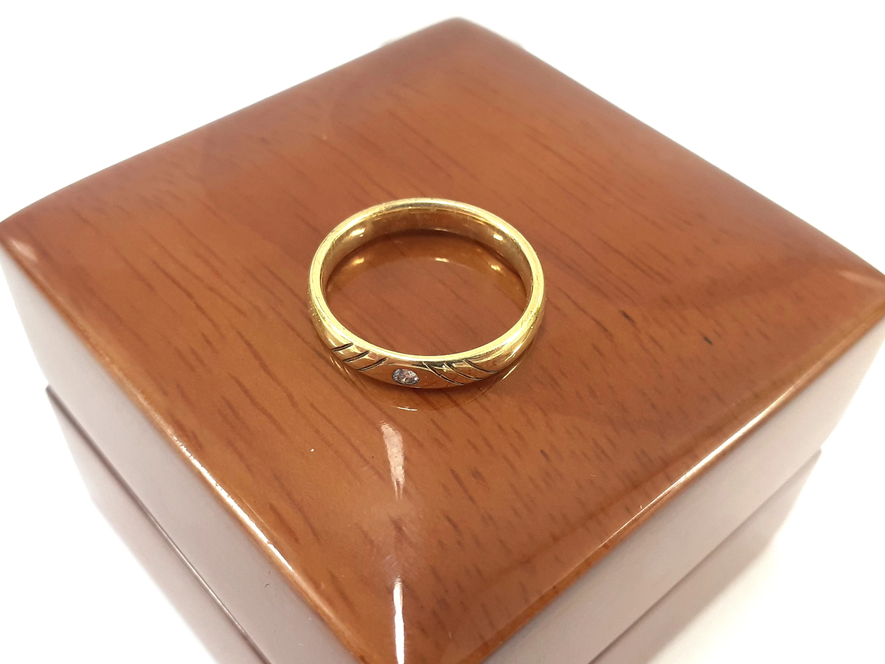 zloty-pierscionek-z-brylantem-004ct-585-326g-rozmiar-12-certyfikat-material-15835-2