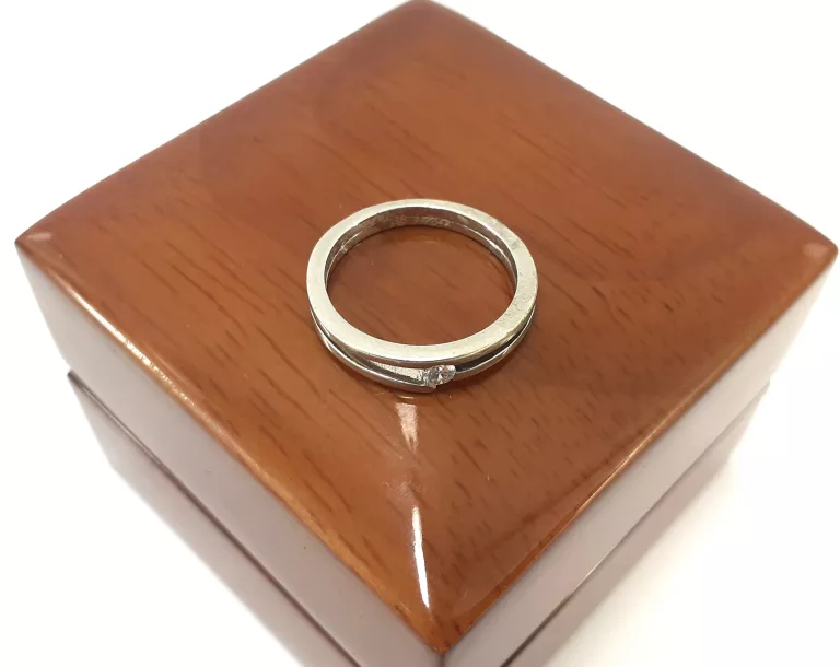 zloty-pierscionek-brylant-009ct-750-361g-r15-certyfikat-biale-zloto-material-15835-2