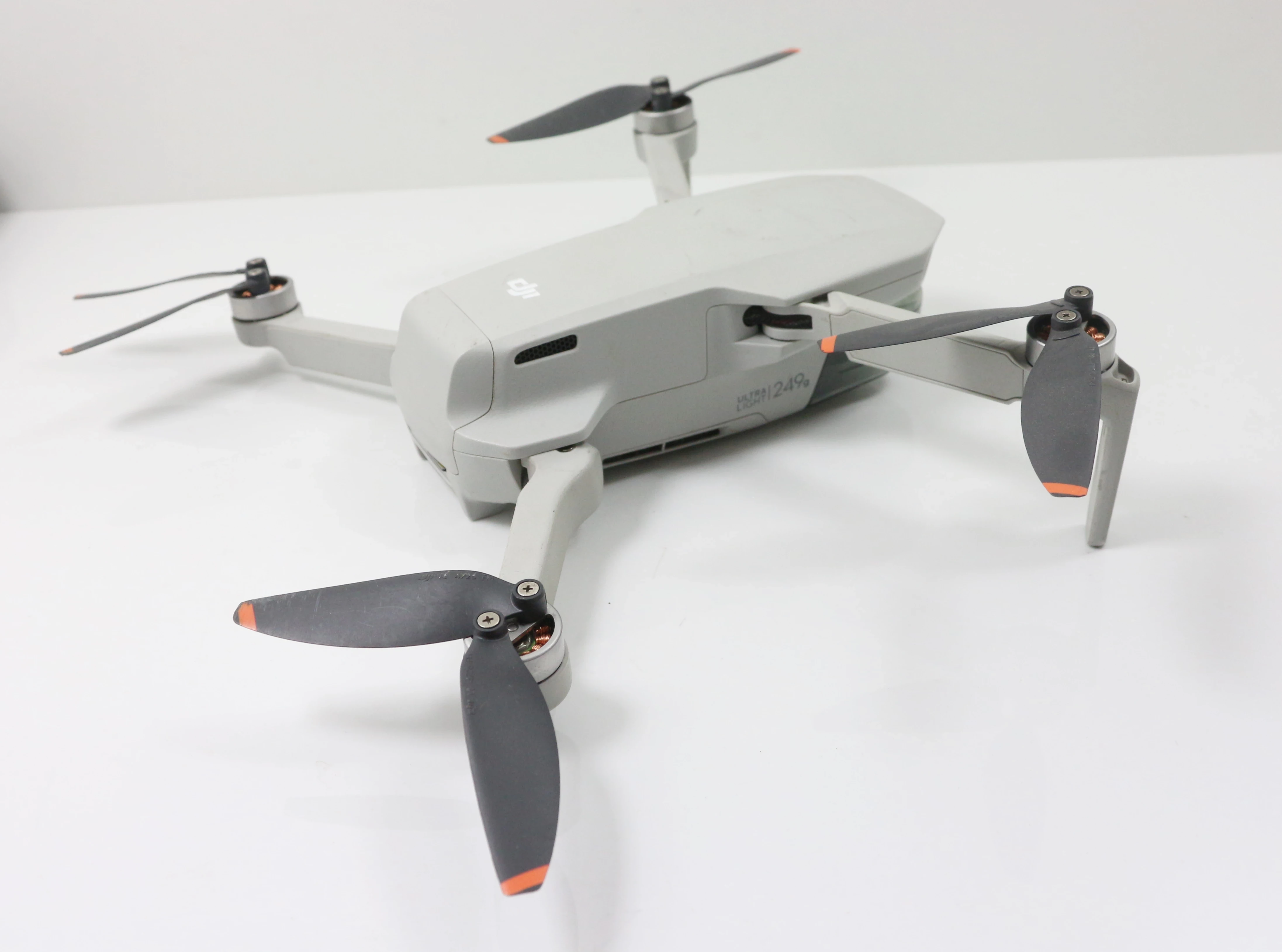 dron-dji-mini-2-ultra-light-249-g-pilot-kod-producenta-6941565947895