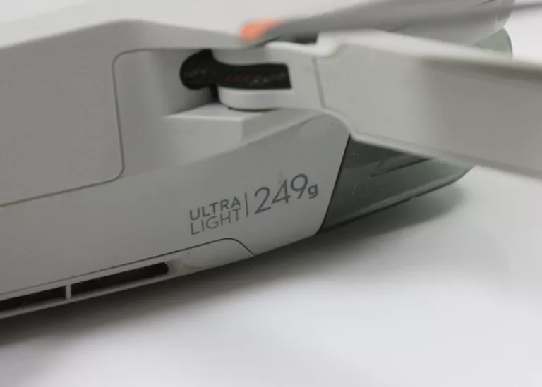 dron-dji-mini-2-ultra-light-249-g-pilot-product-id-c0040d23-a3cd-4f77-a1eb-835658ae0b7b