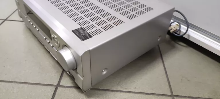 amplituner-onkyo-tx-sr504e-pilot-stan-uzywany