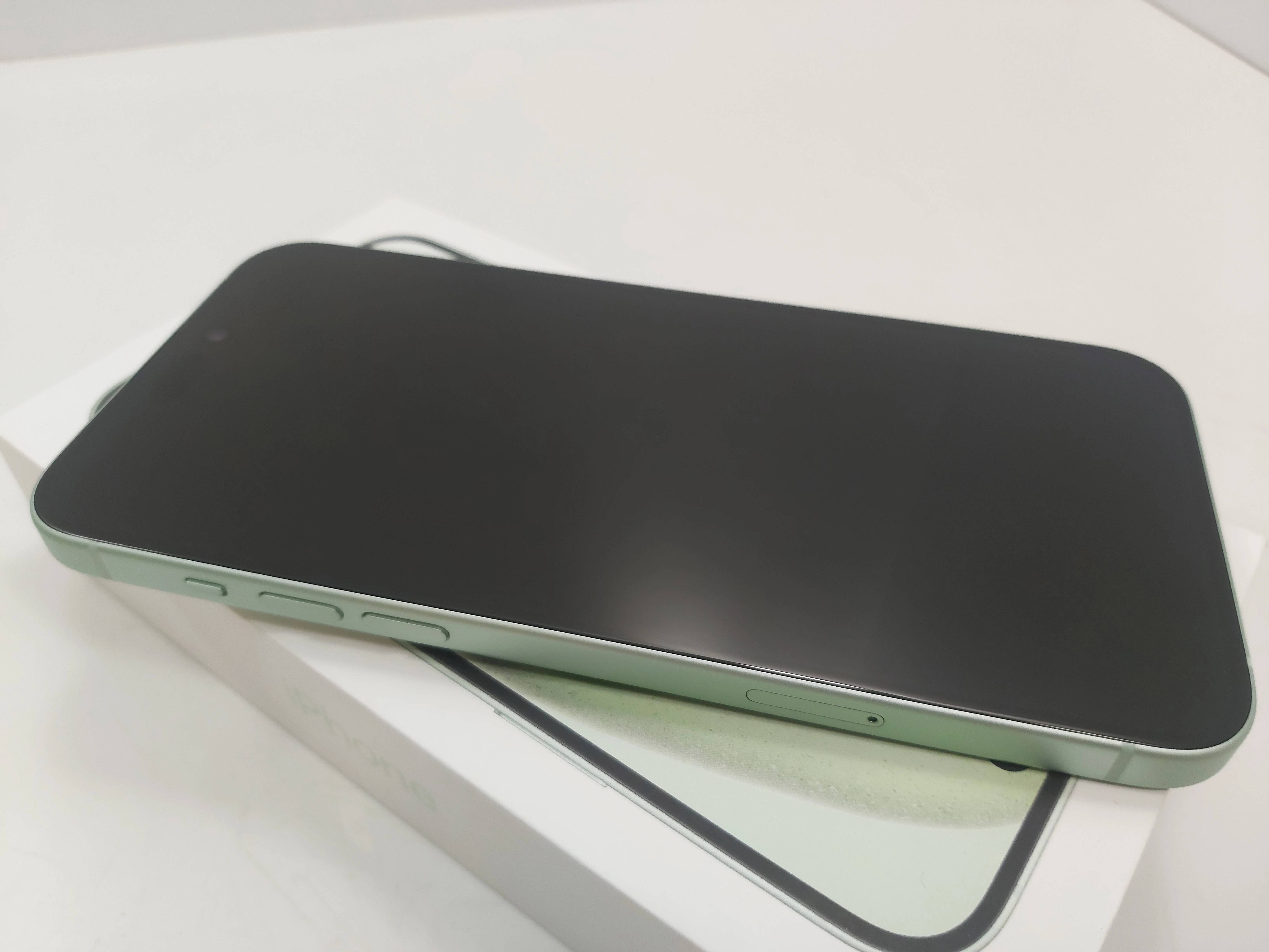 telefon-apple-iphone-15-plus-128-gb-green-100-przekatna-ekranu-670