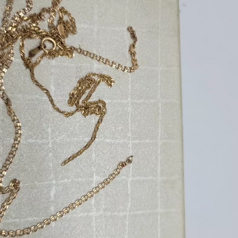 ZŁOTO USZKODZONE RÓŻNE 3,58 GR