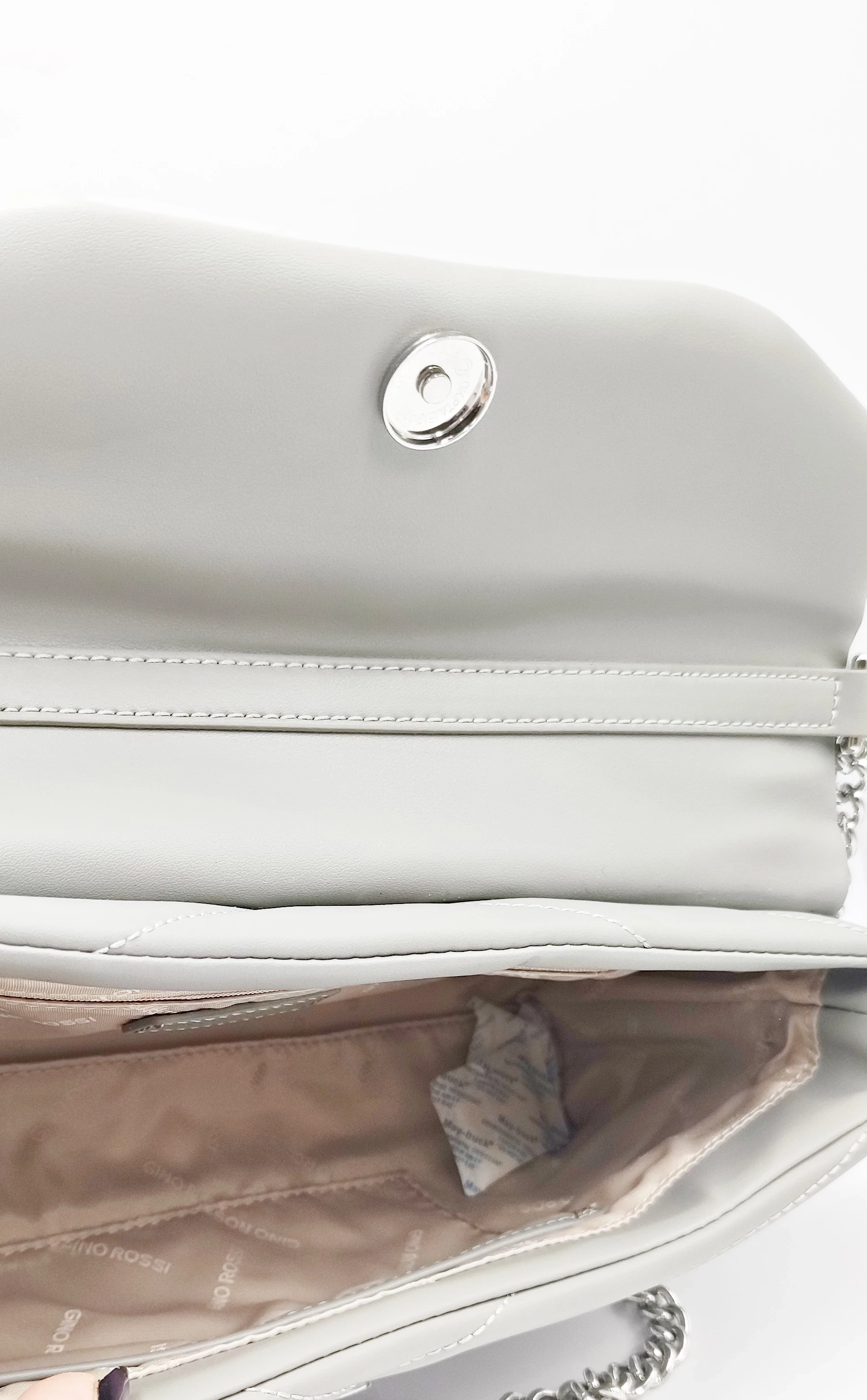 torebka-skorzana-pikowana-gino-rossi-cs6870-wielkosc-715-1