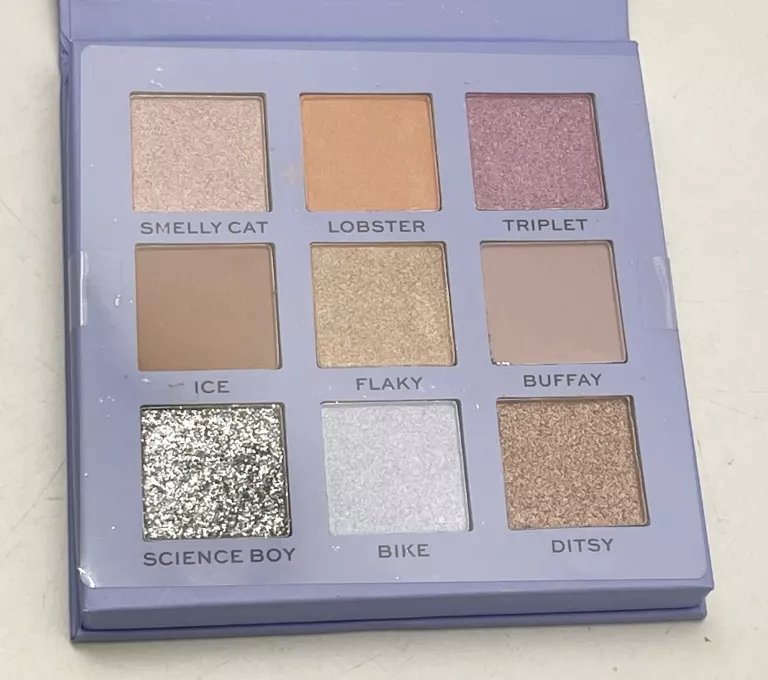 MAKEUP REVOLUTION REVOLUTION X FRIENDS PALETA CIENI PHOEBE
