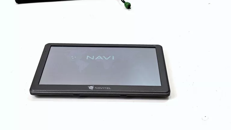 NAWIGACJA SAMOCHODOWA NAVITEL E700