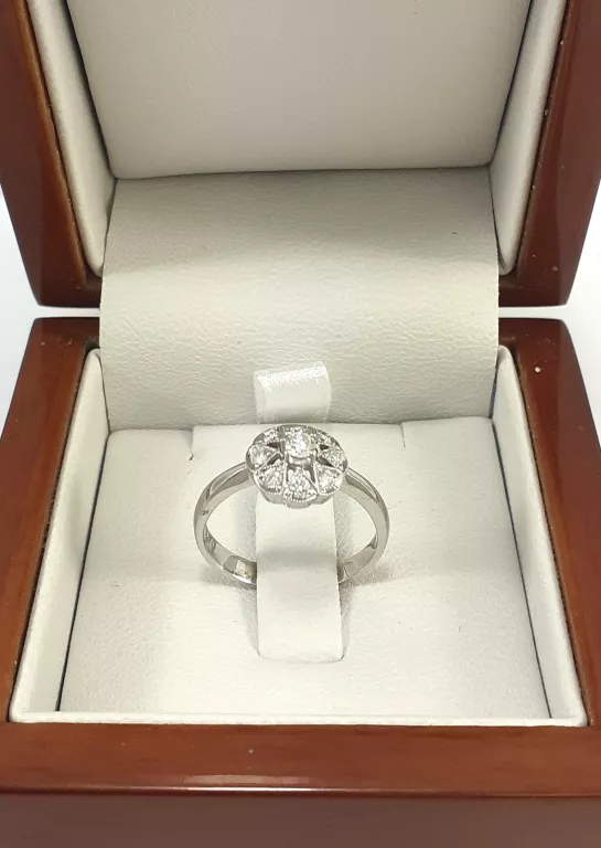 zloty-pierscionek-z-brylantami-024ct-750-259g-r11-certyfikat-grochowska-8385-poznan-ska-x