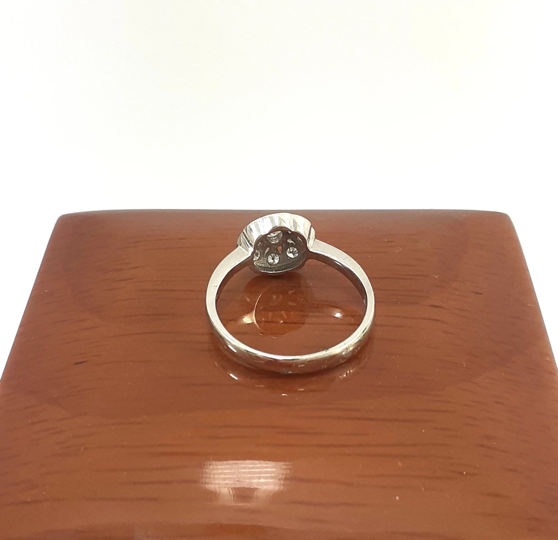 zloty-pierscionek-z-brylantami-024ct-750-259g-r11-certyfikat-kamien-17088-524288