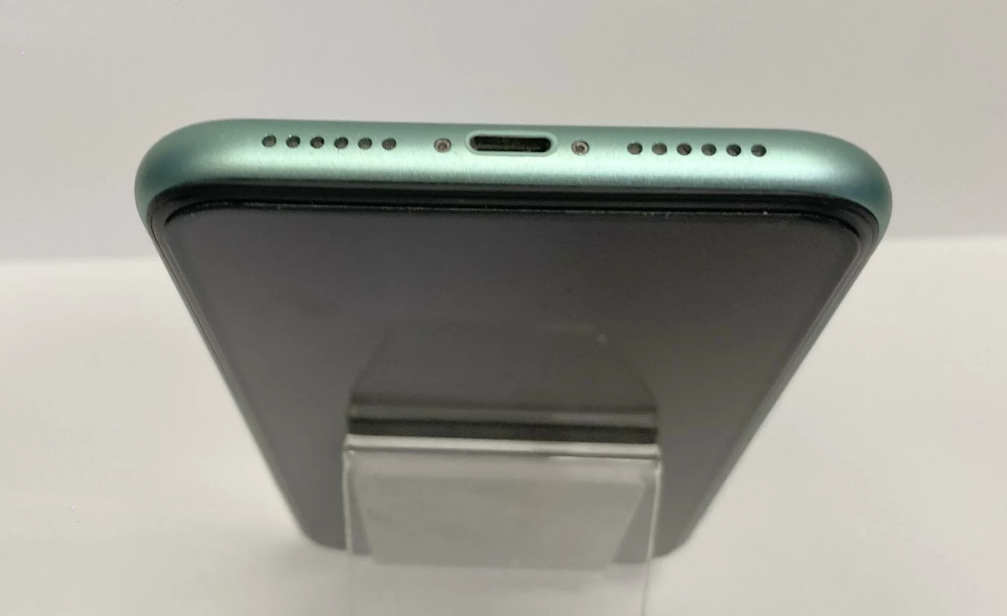 telefon-apple-iphone-11-64gb-odblokowany-przekatna-ekranu-61