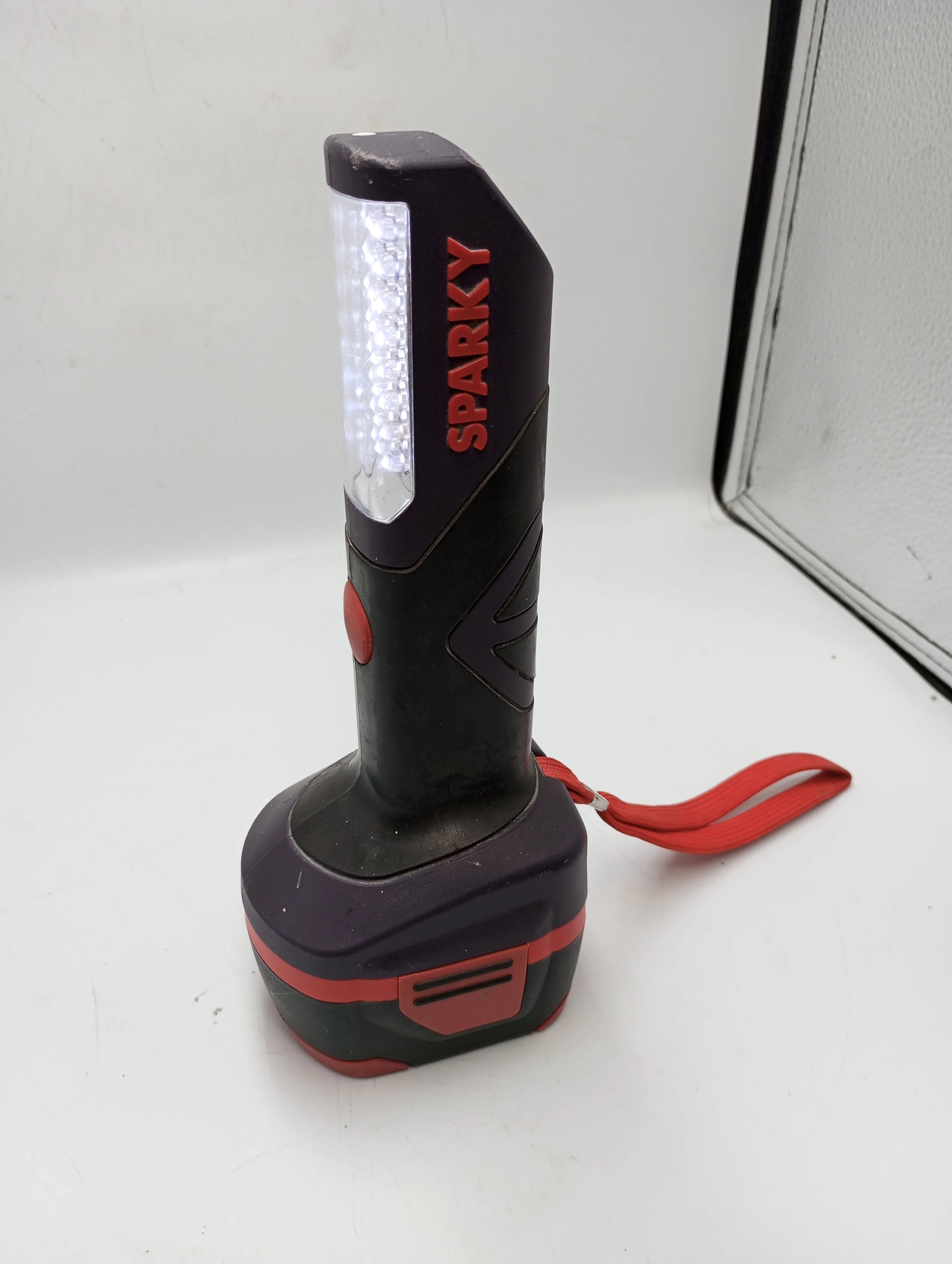 latarka-warsztatowa-sparky-fl-12l-boleslawa-chrobrego-8-pszczyna-sc