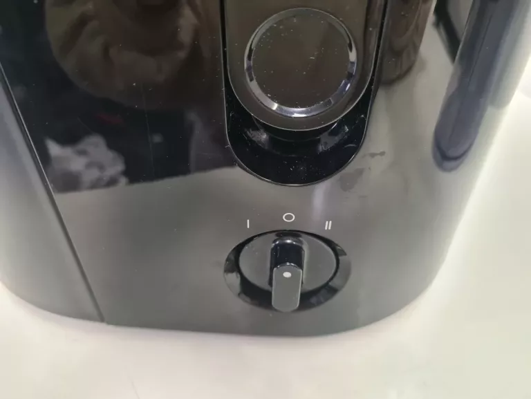 AUTOMATYCZNA SOKOWIRÓWKA BRAUN J 300 800W CZARNA