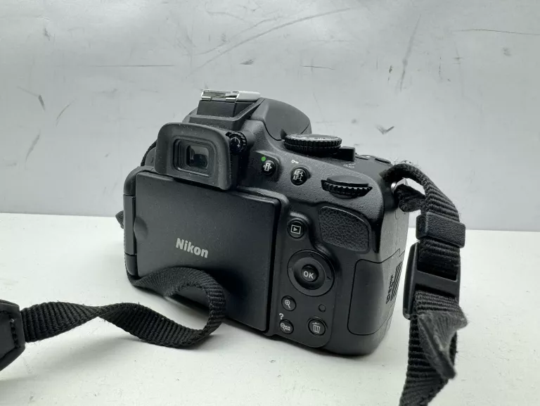 NIKON D5100 + NIKKOR 18-105 MM PRZEBIEG 11915